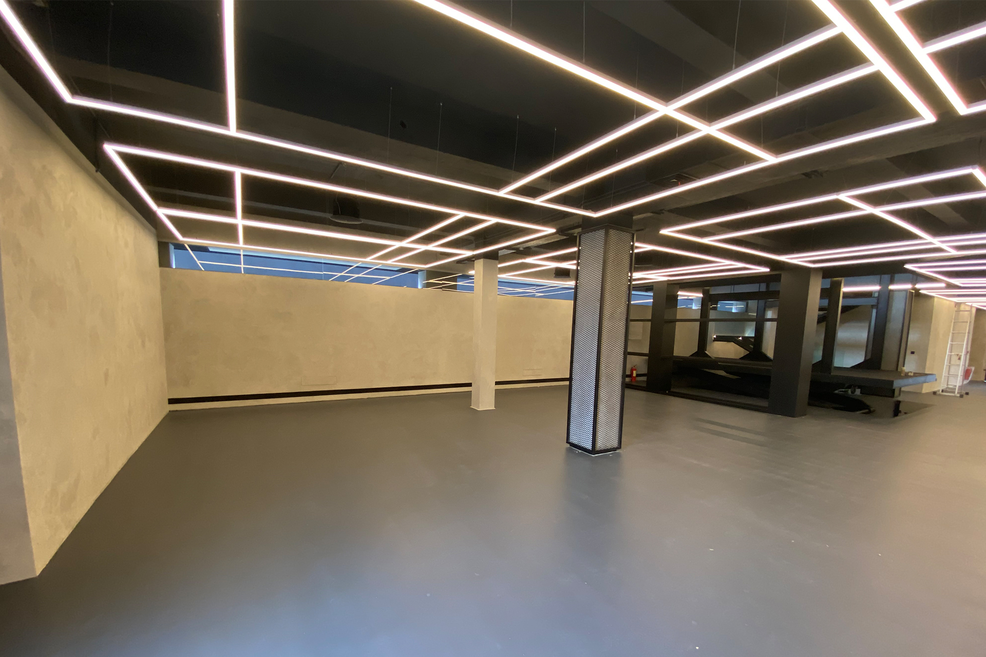 Luxer Floor